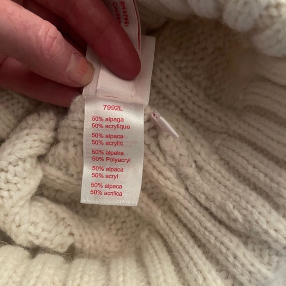 Unisex Alligator Lacoste alpaca Knit Beanie. - Picture 4 of 6